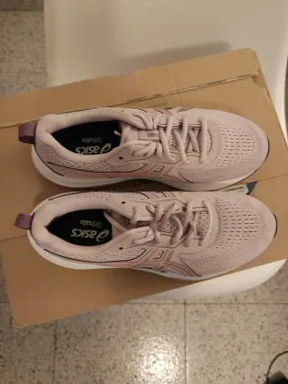 Bambas asics contend - talla 39.5