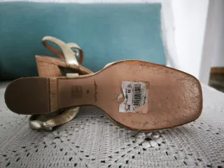 Zapatos de fiesta Latouche dorados