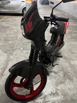 Derbi varíant Sport R