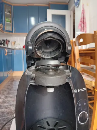 Cafetera Tassimo Bosch Negra