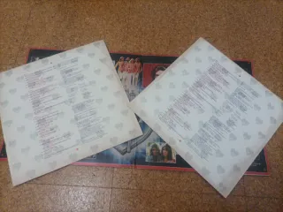 LP Sgt. Peppers Lonely Hearts Club Band + Poster