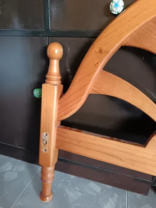 Cabecero y pie de cama de madera