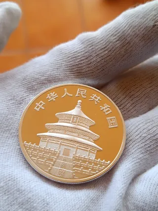 Onza de Plata Panda 1oz Ag.999. en cápsula