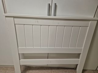 Cabecero de madera blanco