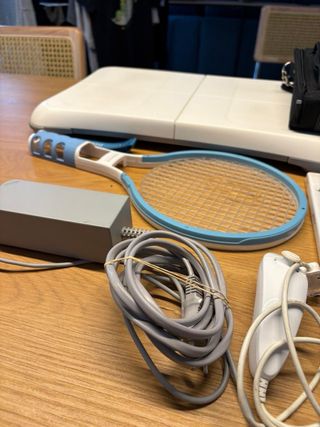 Consola Nintendo Wii y Accesorios