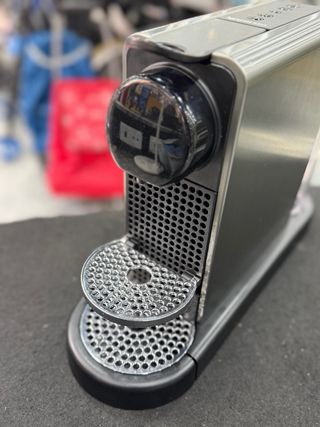 Cafetera de cápsulas Nespresso Citiz Titanium