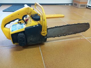 Motosierra McCulloch Mini Mac 30 averiada