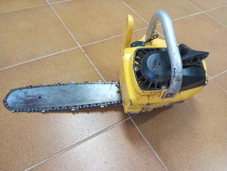 Motosierra McCulloch Mini Mac 30 averiada