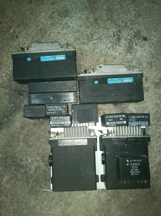 Lote Centralitas Mercedes W124 W201