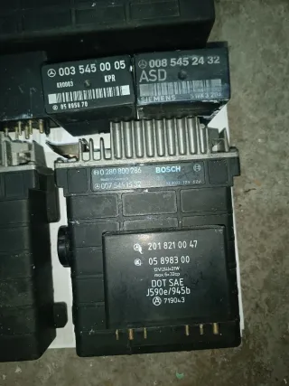 Lote Centralitas Mercedes W124 W201