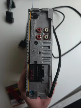 Radio CD Sony CDX-GT55iP - Potente y gran sonido