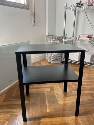 Mesa auxiliar KNARREVIK