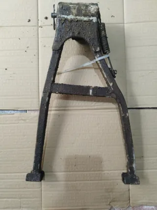 Caballete Suzuki DR Big 50