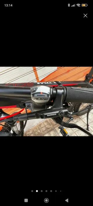 Bicicleta de montaña negra