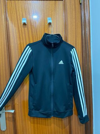 Sudadera Adidas Negra con Rayas Blancas