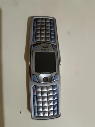 Nokia 6820a