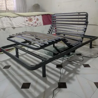 Cama eléctrica articulada
