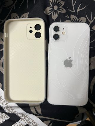 iPhone 12 128GB con detalle pero no afecta en nada