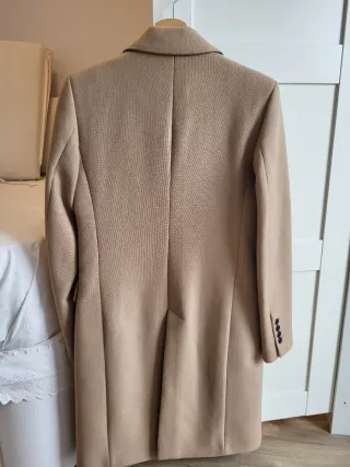 Abrigo lana beig Zara