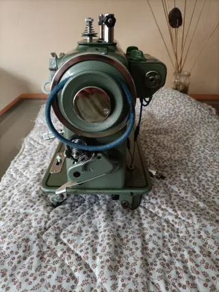 Máquina de coser Refrey Transforma