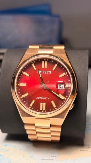 Reloj Citizen Automático Hombre Dorado Rojo