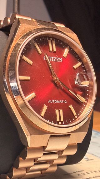Reloj Citizen Automático Hombre Dorado Rojo