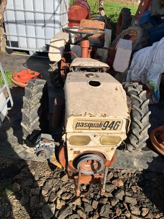 Tractor articulado Pascuali 946