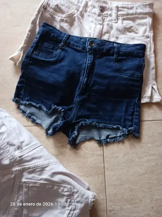 4 shorts t 10/12 muy actuales. De distintas marcas