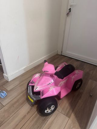 Varios Juguetes para regalar. Quad Racy FEBER Rosa