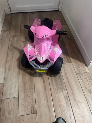 Varios Juguetes para regalar. Quad Racy FEBER Rosa