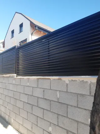 Vallas nuevas de hierro