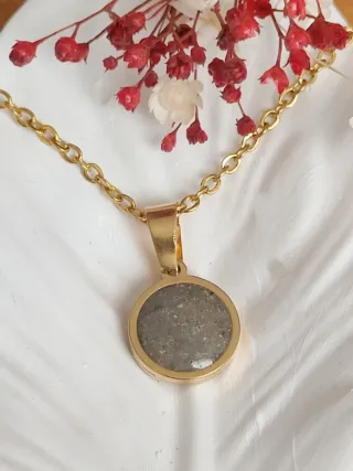 Kit para la elaboración de joyas emocional.