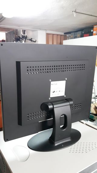 Monitor NEO con Teclado y Ratón Inalámbricos