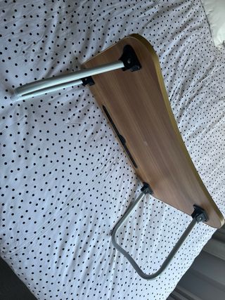 Mesa de cama o sofa plegable