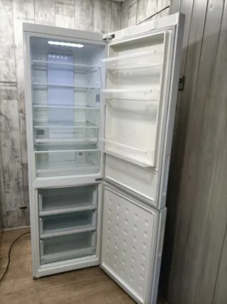 Nevera Haier Combi Clase A+ 190,5x60cm garantía