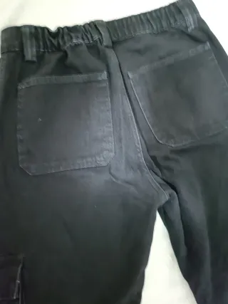 Pantalones cargo negros