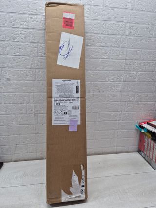 Perchero con ruedas Amazon Basics