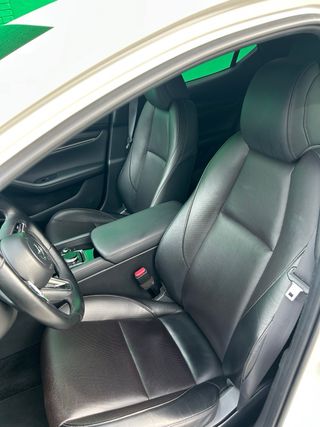 Mazda 3 SkyactiveX LUXURY