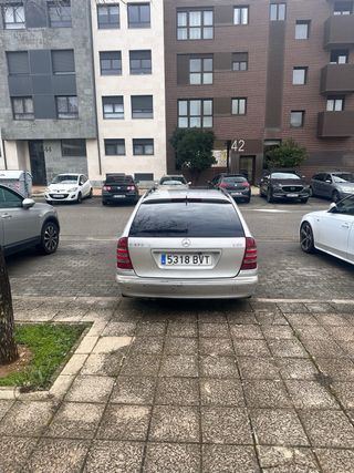 Mercedes-Benz C270 2003