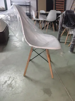 Sillas Noruega Nuevas Patas Madera