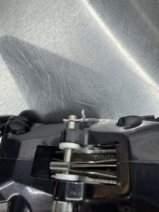 Freno delantero Shimano Deore XT BR-M8100