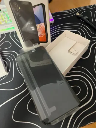 Samsung Galaxy A14 5G - Negro (Precio Negociable)