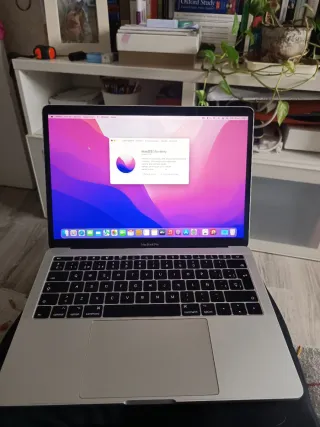 MacBook Pro A1708 2016 256GB 8GB RAM