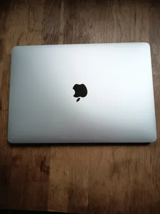 MacBook Pro A1708 2016 256GB 8GB RAM