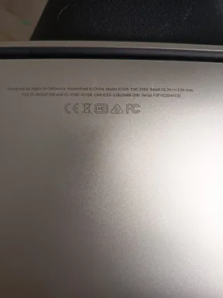 MacBook Pro A1708 2016 256GB 8GB RAM