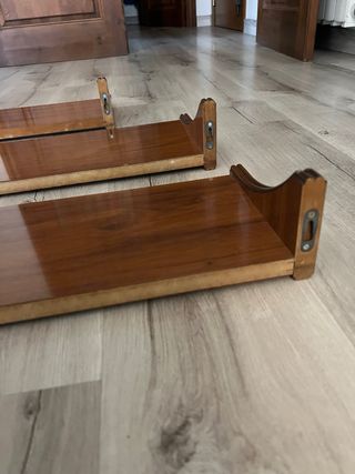 Estanterías de madera (3 unidades)