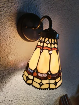 Dormitorio de matrimonio de madera tallada