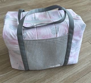 Juego bolso; cambiador y pongotodo de cuna