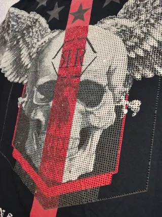 Camiseta Negra con Calavera y Alas,unisex