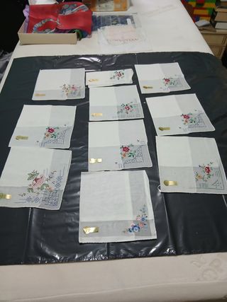 Sciarpe in tessuto ricamate